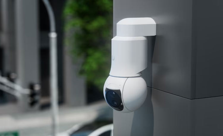 UVC-G6-PTZ-W Ubiquiti UniFi Protect Camera G6 PTZ (White)